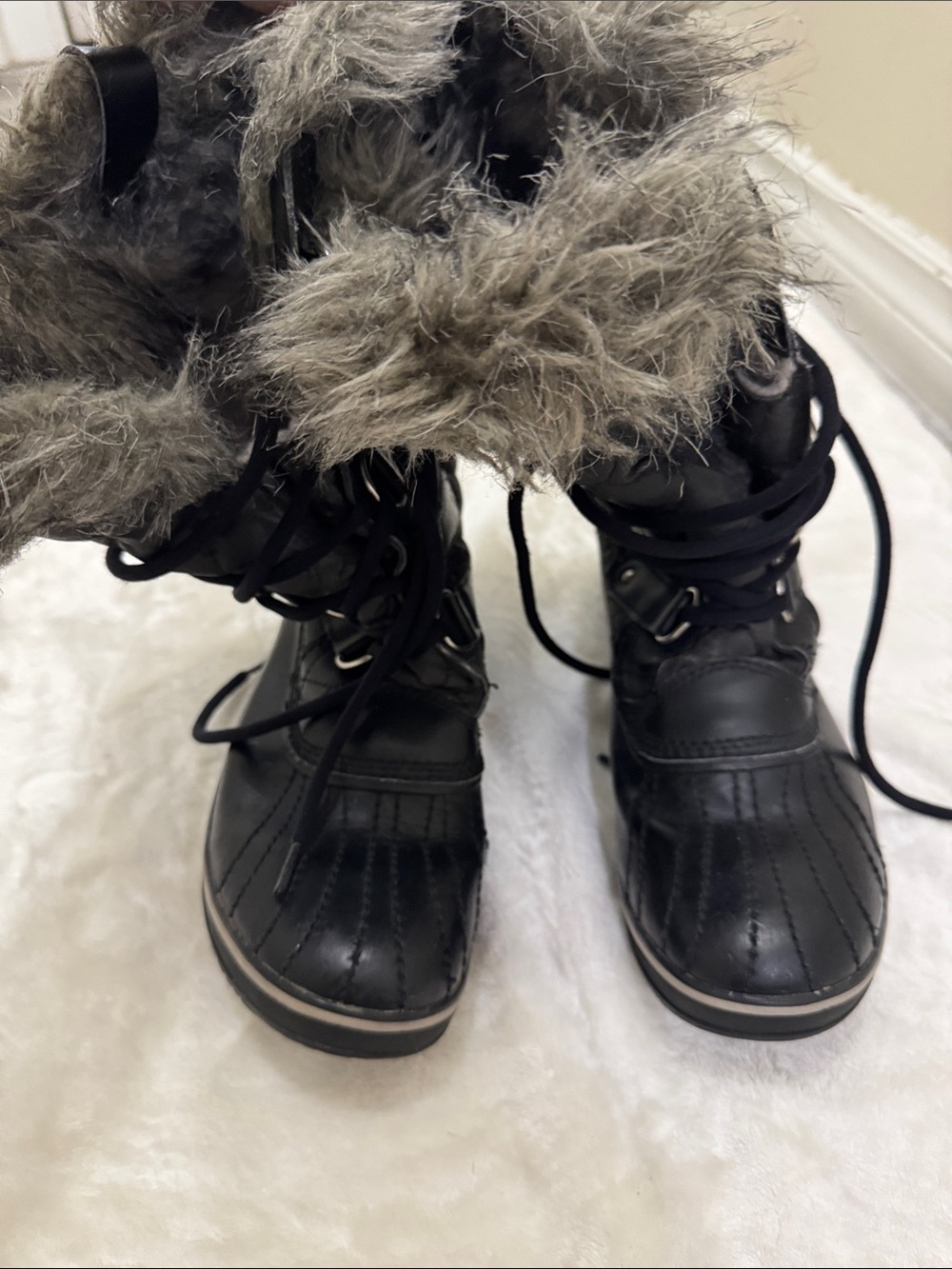 Sorel Black Faux-Fur Lace-Up Winter Boots